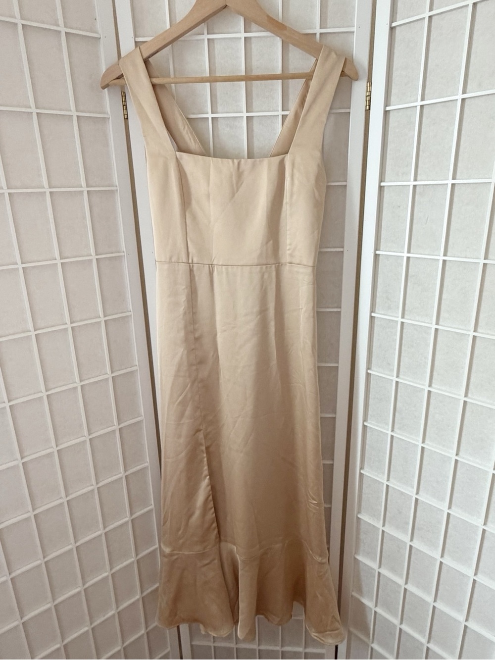 NWT Show Me Your Mumu SMYM Claire Midi Dress Gown in Champagne Luxe Satin Medium
